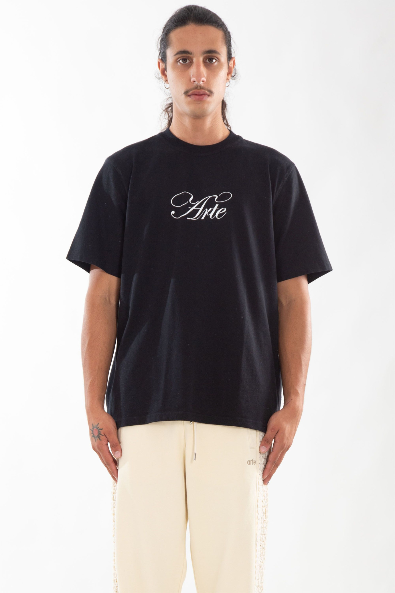 Script Logo Tee NERO