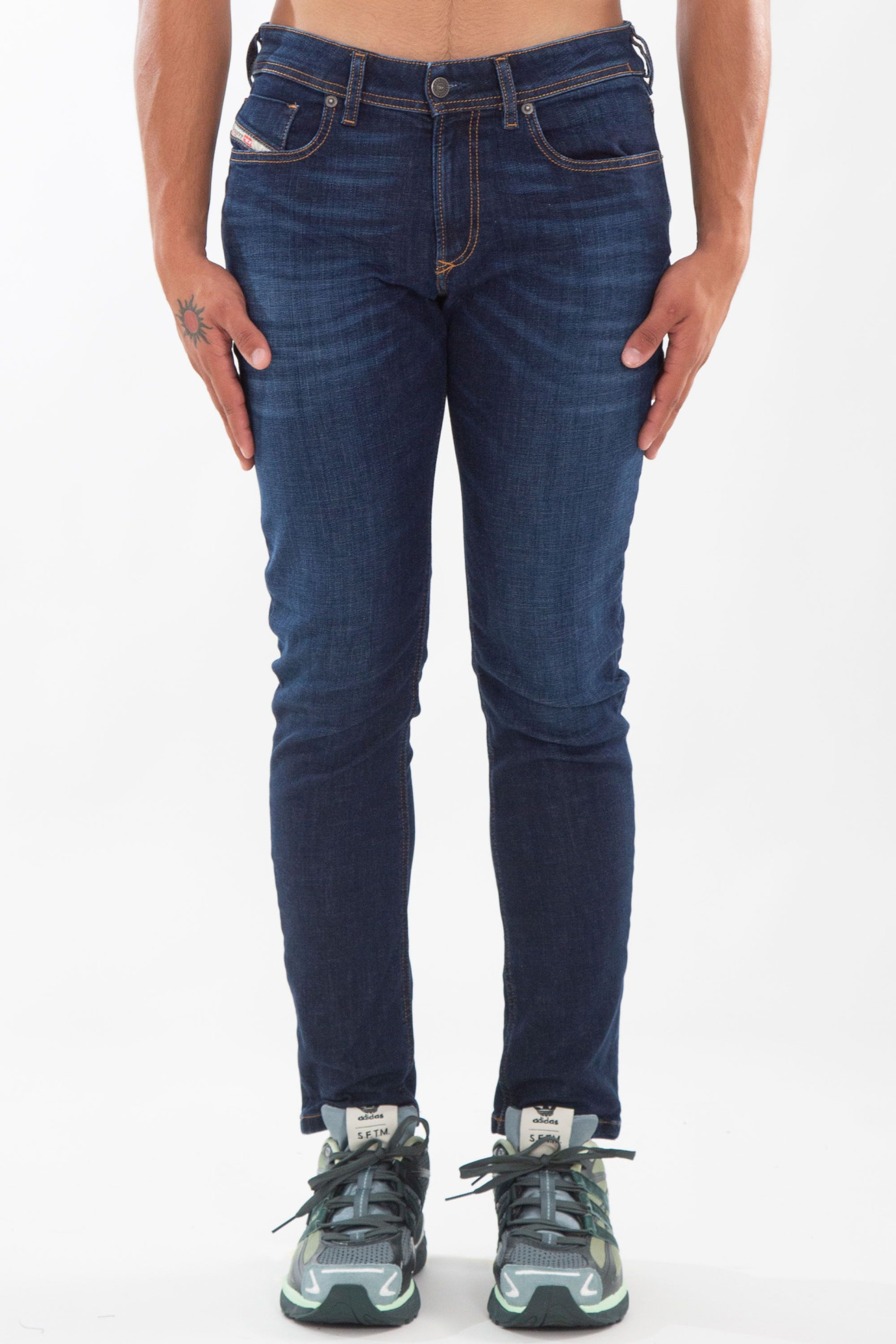 1979 Sleenker Dark Skinny Jeans