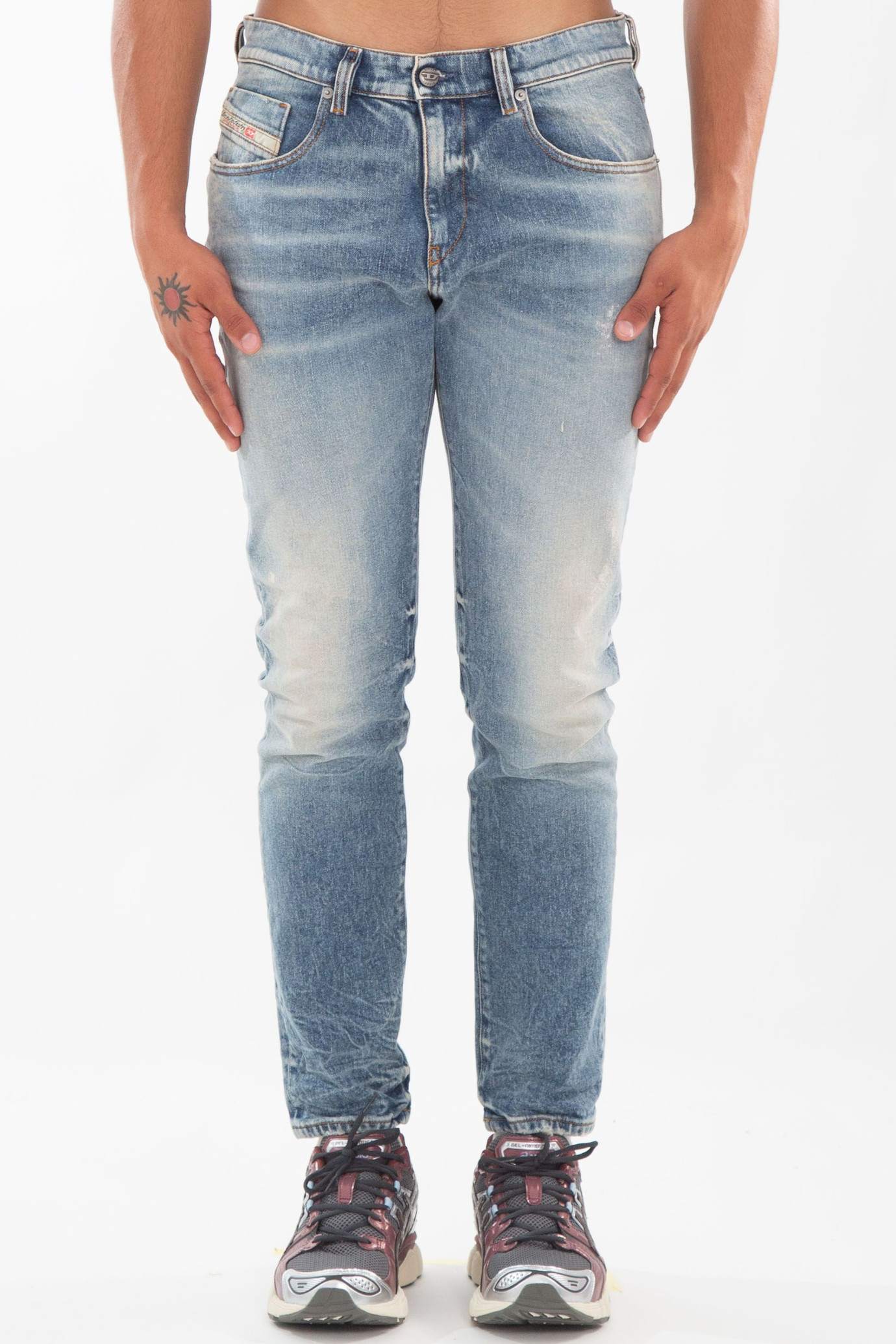 2019 D-Strukt Washed Slim Jeans