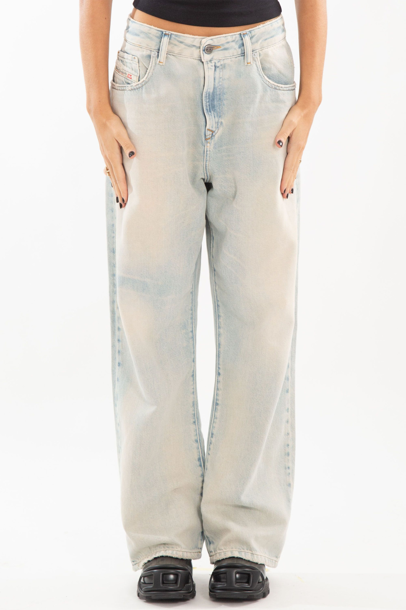 1999 D-Reggy Light Wash Jeans