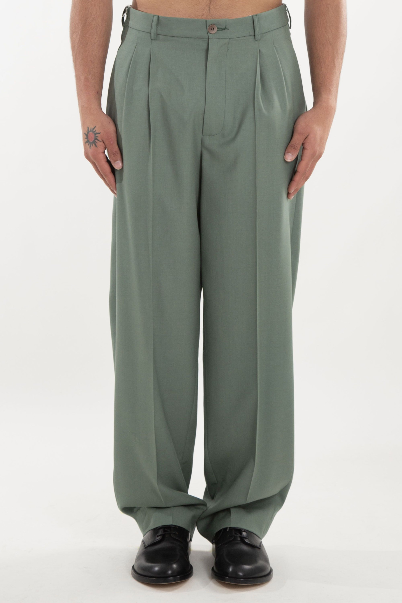 Signature Loose Pants